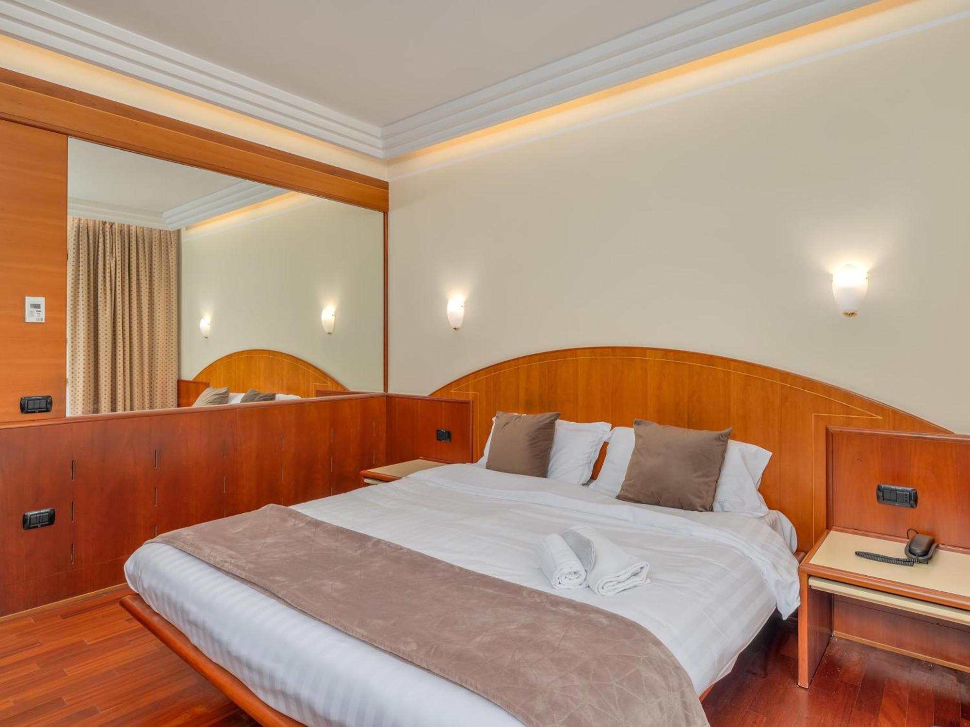 B&B Hotels Hotel Prestige Ornago Εξωτερικό φωτογραφία