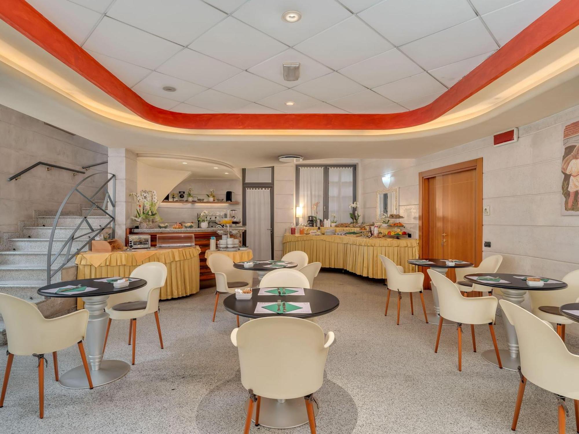B&B Hotels Hotel Prestige Ornago Εξωτερικό φωτογραφία