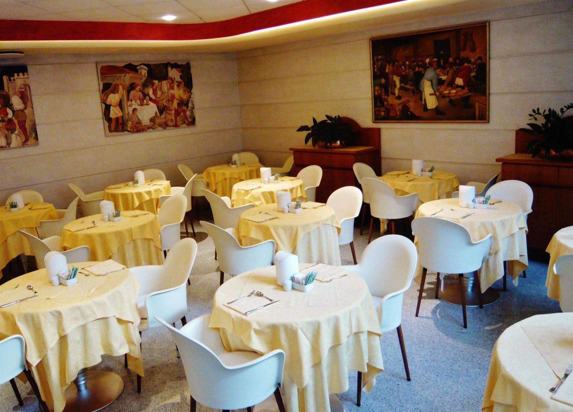 B&B Hotels Hotel Prestige Ornago Εξωτερικό φωτογραφία